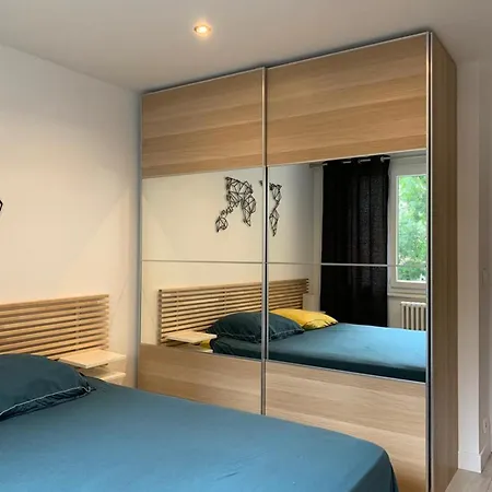 Le Globetrotteur T3 Pour 4 Pers 70m2 Au Coeur D'annecy Annecy
